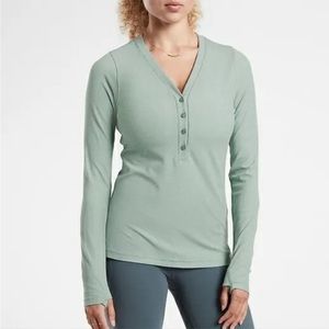 Athleta Uptempo Ribbed Henley Long Sleeves Pullover Women's Size XXS, NWT